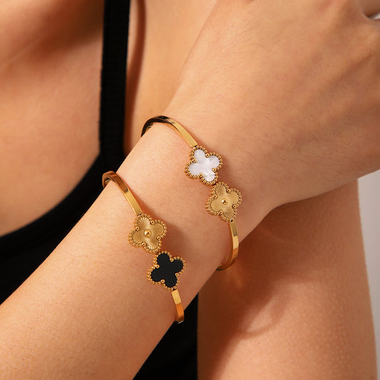 Titanium Steel Four Leaf Clover Spring Open Bracelet, Fashionable and Versatile, Inlaid with Mother of Pearl Bracelet, Stainless Steel Bracelet Decoration