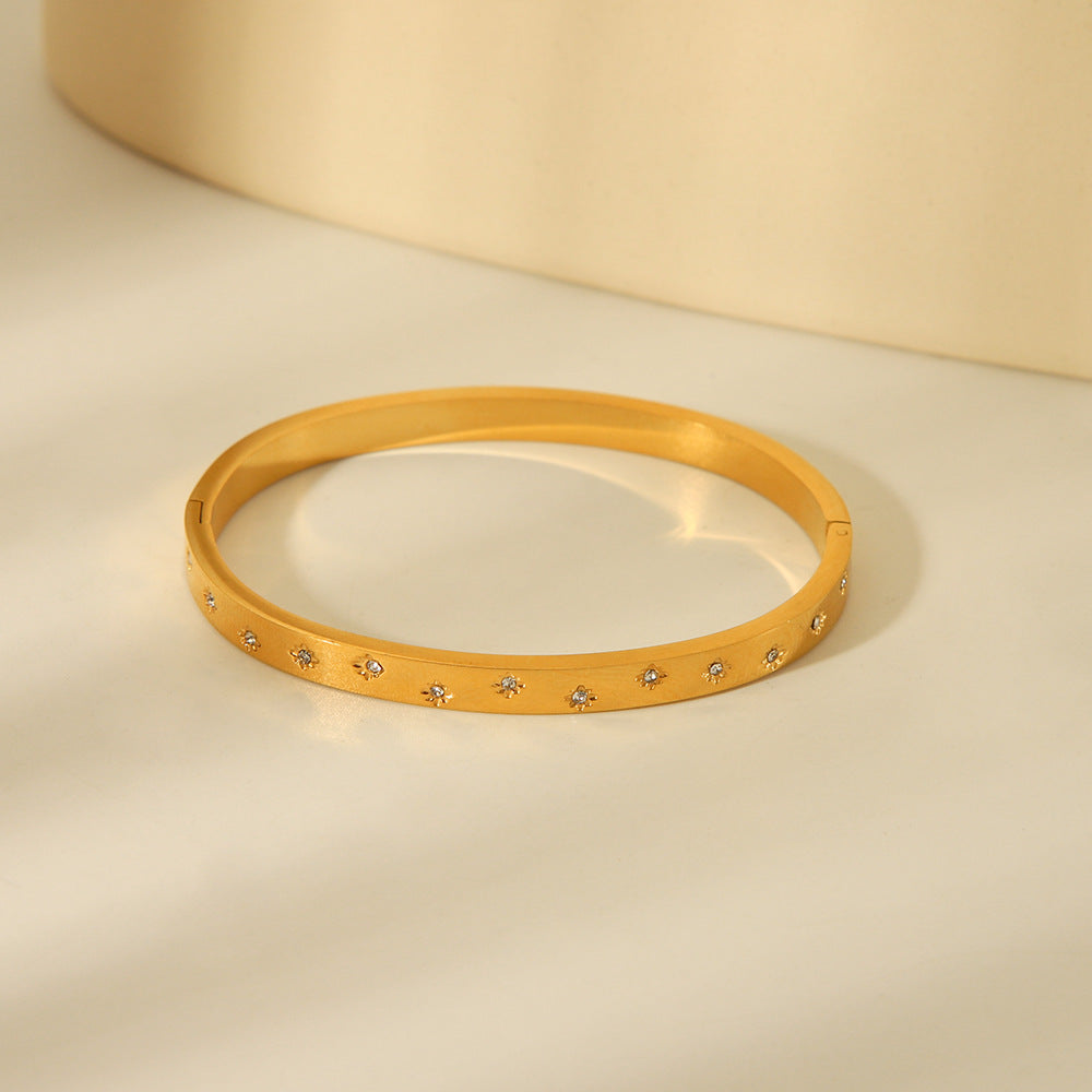 INS style eight-pointed star buckle bracelet, versatile, micro-embedded with stars, stainless steel, color-preserving, women's diamond-encrusted bracelet