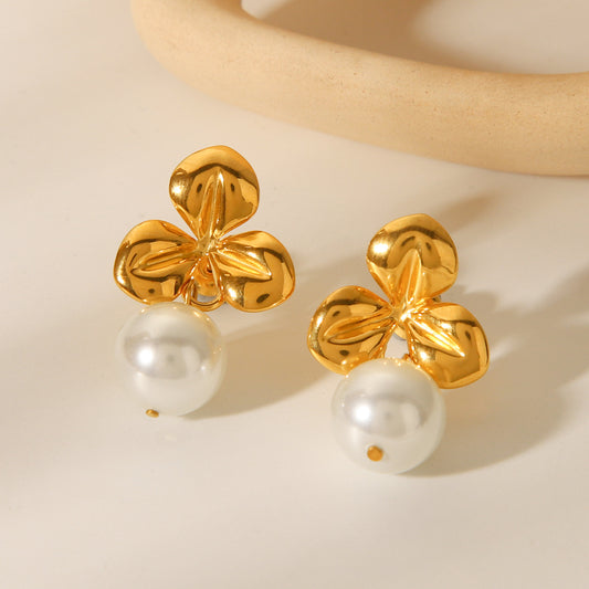 French Vintage Style Earrings, 18k Gold Stainless Steel Flower Earrings, Featuring A Sense of Design and Temperament, Versatile Pearl Earrings