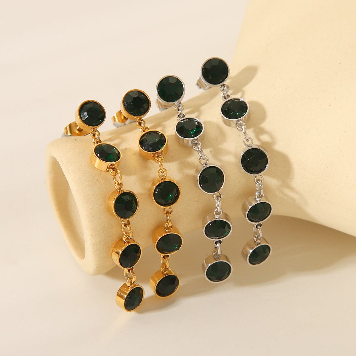 18K Gold Stainless Steel Earrings with A Stylish and Personalized Design, Featuring Tassels and Round Diamond Studded Earrings