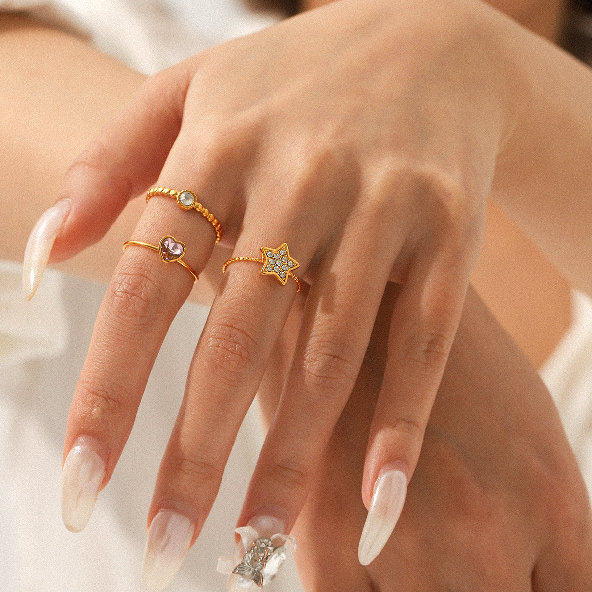 18k Gold Stainless Steel Heart Zircon Ring with Five-pointed Star Diamond-encrusted Open Ring