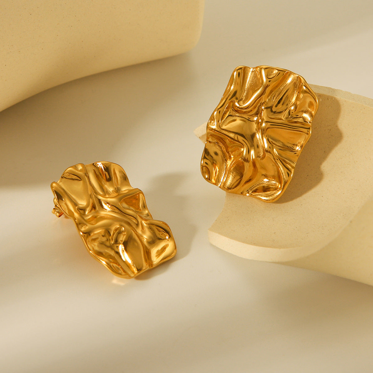 18K Gold-plated Stainless Steel Earrings for Women, Fashionable and Personalized Square Irregular Pleated Earrings and Earrings