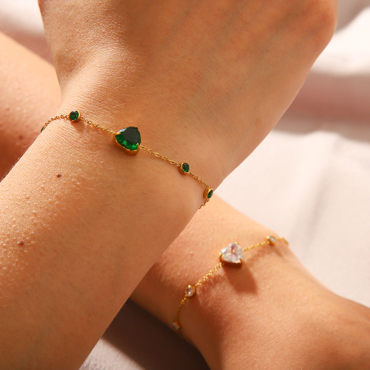 18K Gold Stainless Steel Heart-shaped Zircon Bracelet for Women's Fashion Trend Titanium Steel Bracelet