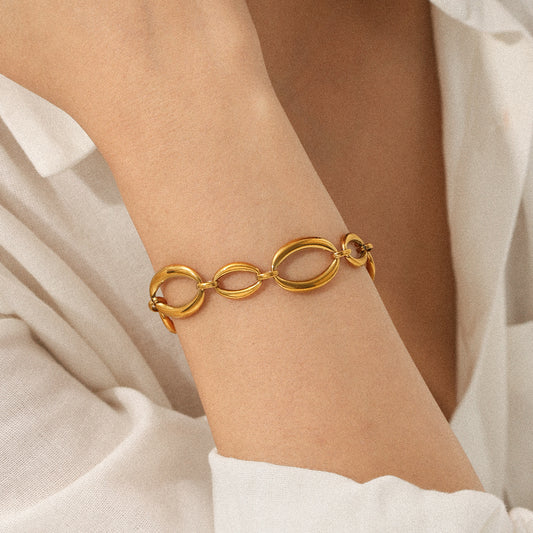 18K Gold-plated Stainless Steel Bracelet, Light Luxury and Minimalist Design, Oval Chain Size, Hand Jewelry, Ins-inspired Titanium Steel Jewelry