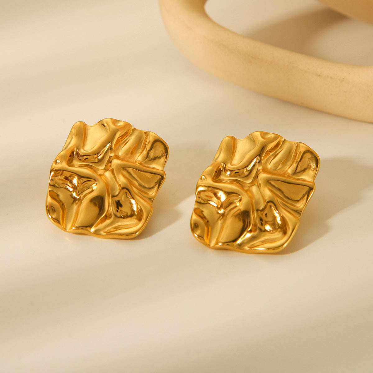 18K Gold-plated Stainless Steel Earrings for Women, Fashionable and Personalized Square Irregular Pleated Earrings and Earrings