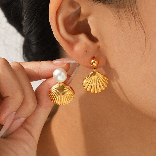 18K Gold Stainless Steel Shell Earrings, Luxurious and High-end, with Pearl Earrings and Titanium Earrings, Versatile and Easy To Match