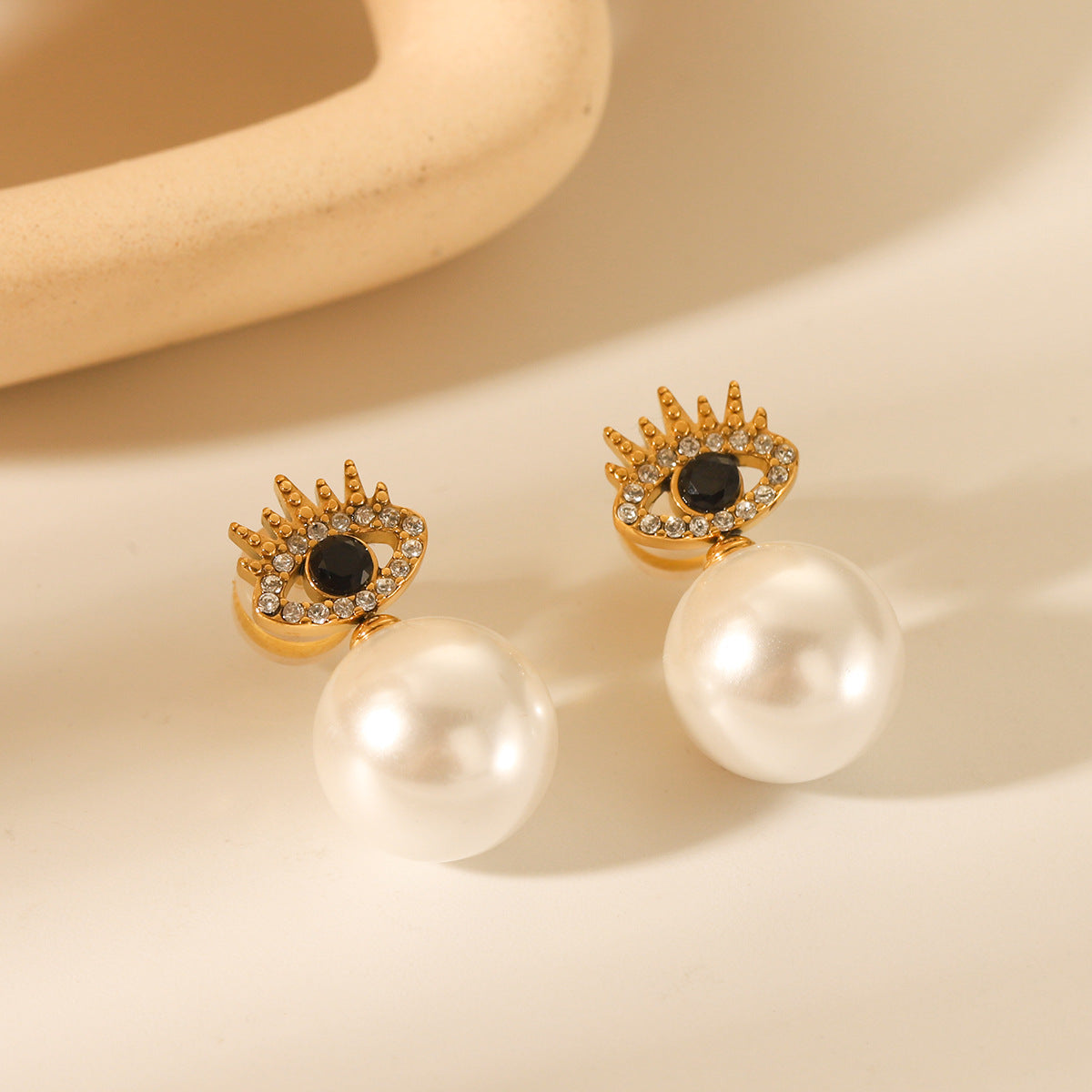 18K gold stainless steel diamond-encrusted eye earrings for women, fashionable, personalized, trendy, pearl earrings
