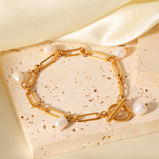 Niche Design OT Buckle Stainless Steel 18K Gold-plated Bracelet for Women, High-end Freshwater Pearl Bracelet, Does Not Fade
