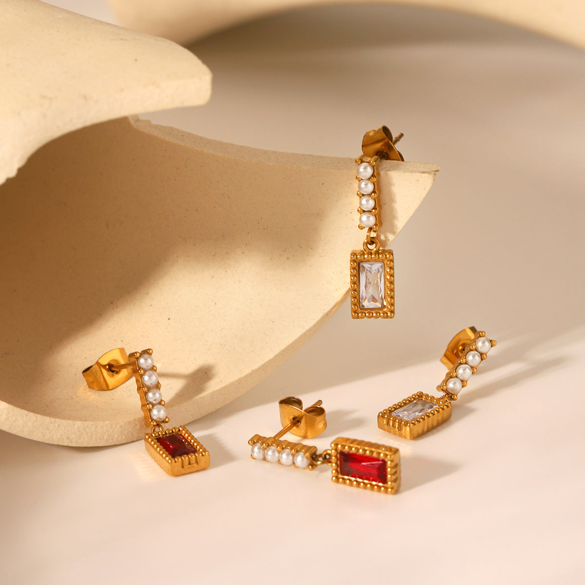 Stainless Steel Earrings with Pearl Studs and Zircon Pendants, Exuding A High-end and Elegant Aura, with No Fading, and Made of Titanium Steel Jewelry