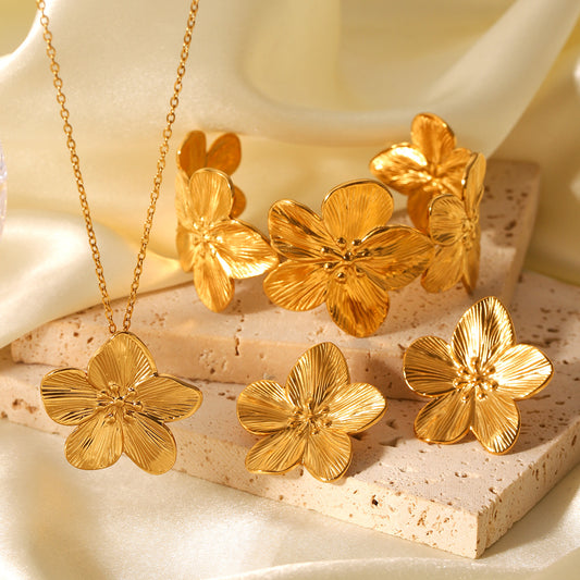 18K Gold-textured Five-petaled Flower Stainless Steel Earrings/necklace/bracelet Titanium Steel Jewelry